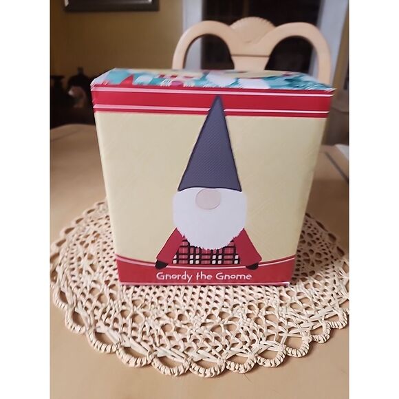 *BRAND NEW* Scentsy Buddy Gordy the Gnome Retired - Picture 2 of 3